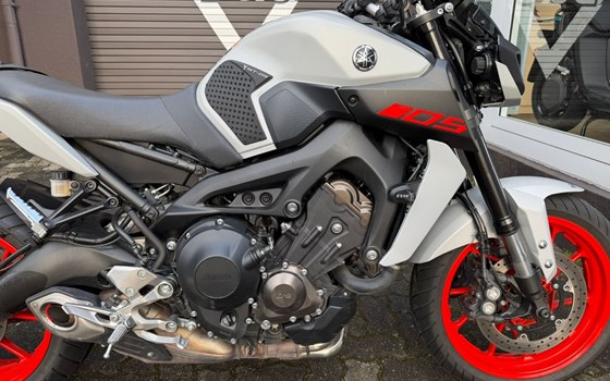 Gebrauchtmotorrad Yamaha MT-09 - Bild 11