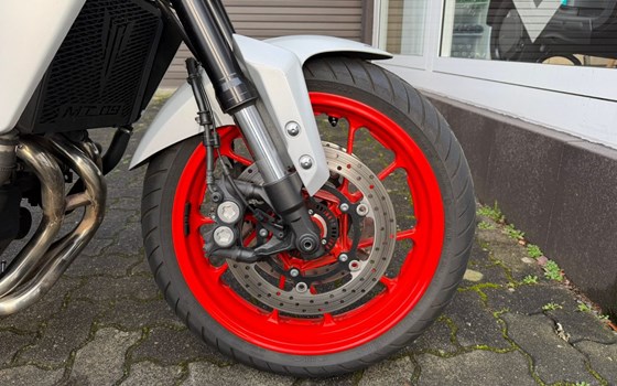 Gebrauchtmotorrad Yamaha MT-09 - Bild 12