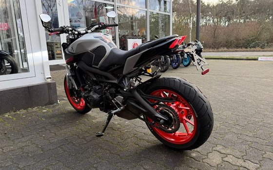 Gebrauchtmotorrad Yamaha MT-09 - Bild 5