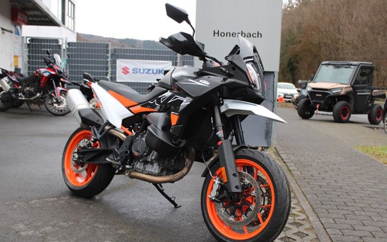 Gebrauchtmotorrad KTM 890 SMT - Bild 1