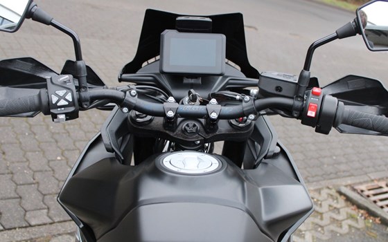 Gebrauchtmotorrad KTM 890 SMT - Bild 14