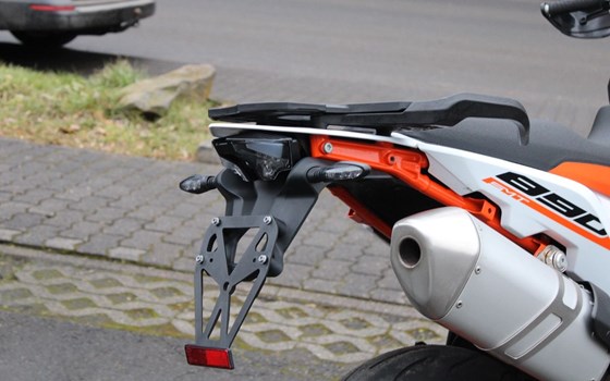 Gebrauchtmotorrad KTM 890 SMT - Bild 5