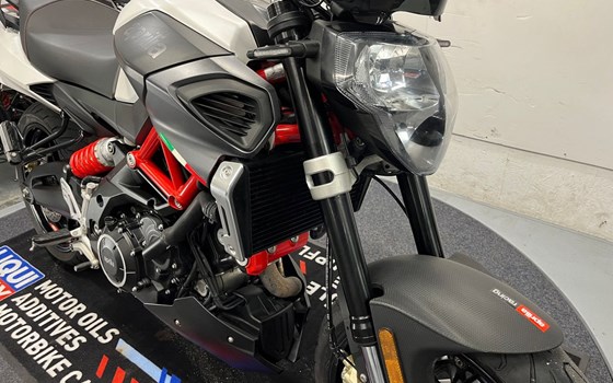 Gebrauchtmotorrad Aprilia Shiver 900 - Bild 13