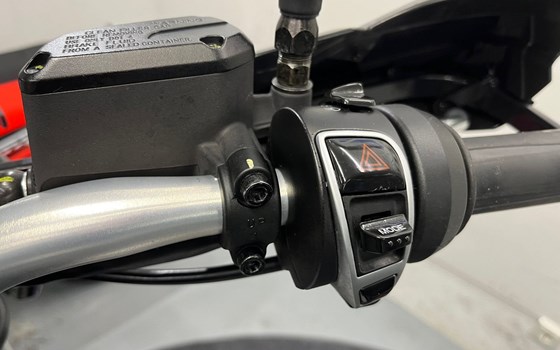 Gebrauchtmotorrad Moto Guzzi V85 TT - Bild 11