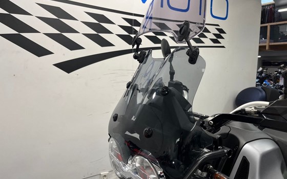 Gebrauchtmotorrad Moto Guzzi V85 TT - Bild 8