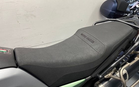 Gebrauchtmotorrad Moto Guzzi V85 TT - Bild 9