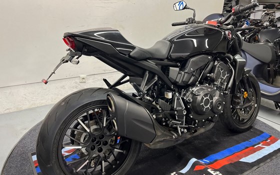 Gebrauchtmotorrad Honda CB 1000 R - Bild 9