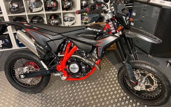 Neufahrzeug Beta RR Motard 125 R - Bild 1