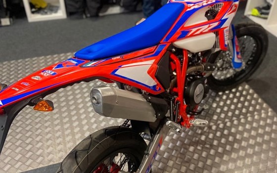Neufahrzeug Beta RR Motard 125 R - Bild 11