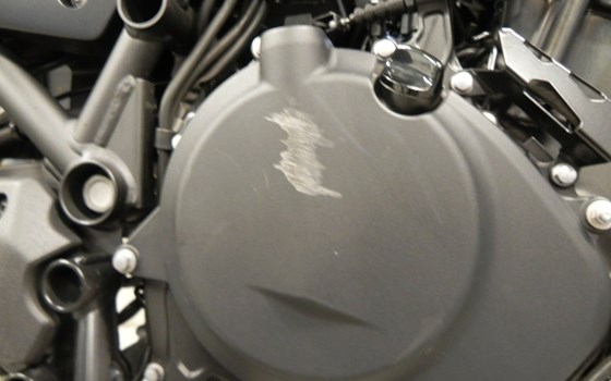 Gebrauchtmotorrad Kawasaki Eliminator 600 - Bild 11