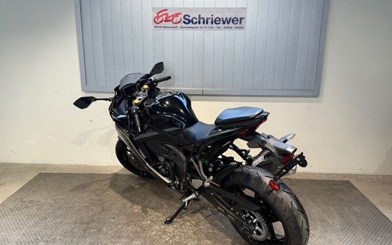 Neufahrzeug Kawasaki Ninja ZX-4RR - Bild 4