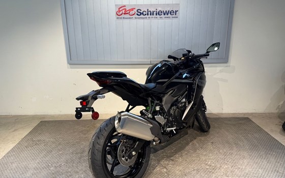 Neufahrzeug Kawasaki Ninja ZX-4RR - Bild 4