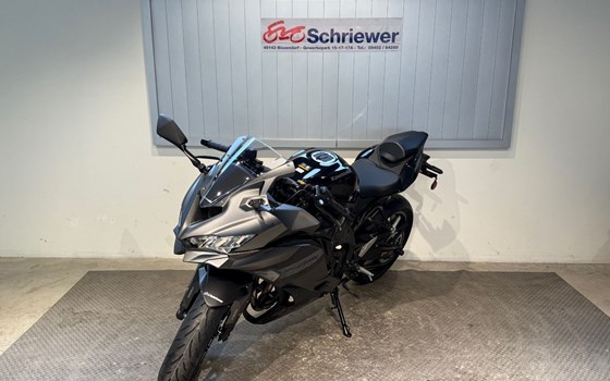 Neufahrzeug Kawasaki Ninja ZX-4RR - Bild 7