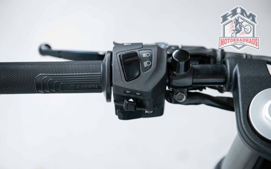 Gebrauchtmotorrad Husqvarna Vitpilen 401 - Bild 10