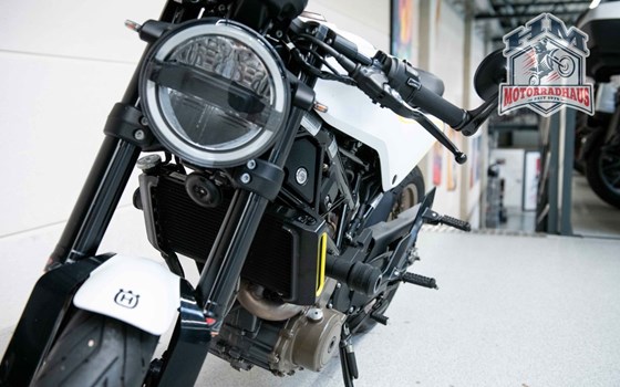 Gebrauchtmotorrad Husqvarna Vitpilen 401 - Bild 8