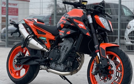 Neufahrzeug KTM 890 Duke GP - Bild 6