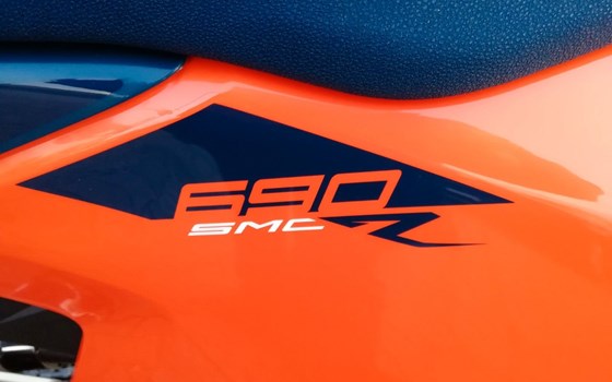 Neufahrzeug KTM 690 SMC R - Bild 12