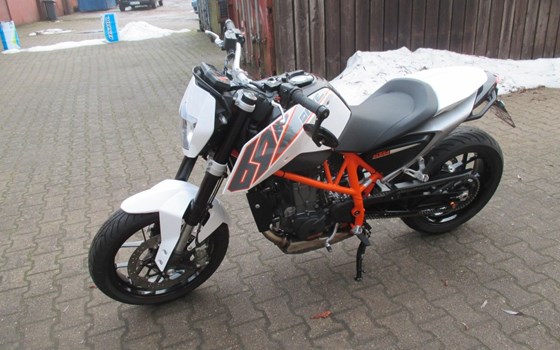 Gebrauchtmotorrad KTM 690 Duke - Bild 6