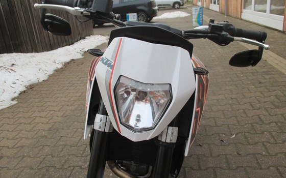 Gebrauchtmotorrad KTM 690 Duke - Bild 8
