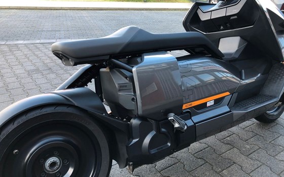 Gebrauchtmotorrad BMW CE 04 - Bild 10