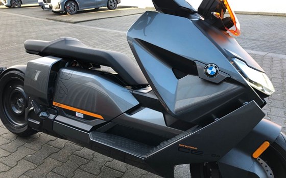 Gebrauchtmotorrad BMW CE 04 - Bild 11