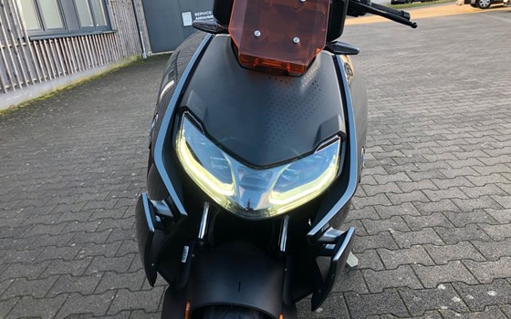 Gebrauchtmotorrad BMW CE 04 - Bild 16