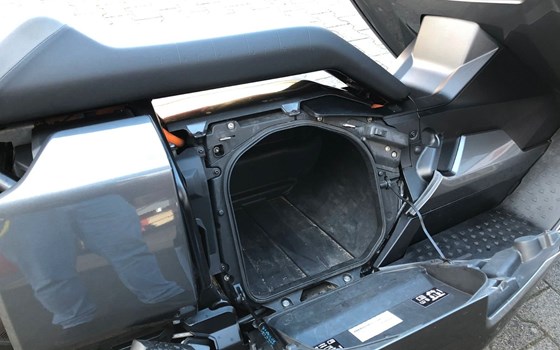 Gebrauchtmotorrad BMW CE 04 - Bild 23