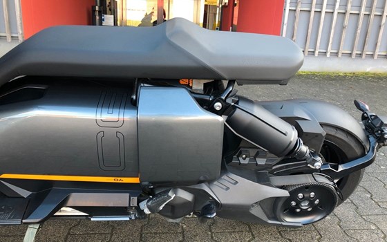 Gebrauchtmotorrad BMW CE 04 - Bild 5