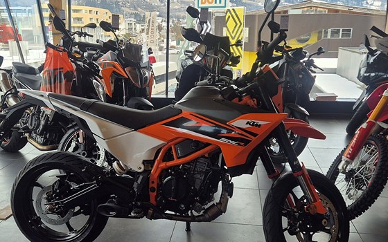 Neufahrzeug KTM 125 SMC R - Bild 1