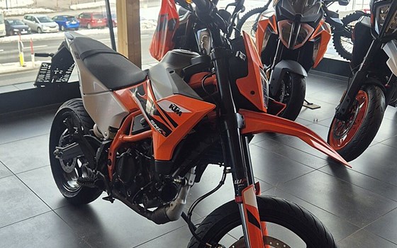 Neufahrzeug KTM 125 SMC R - Bild 3