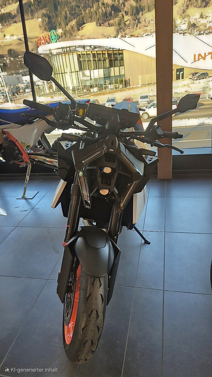 KTM 990 Super Duke R 