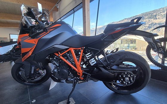 Neufahrzeug KTM 1290 Super Duke GT - Bild 2
