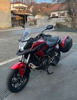 Gebrauchtmotorrad Honda NC750X DCT - Bild 5