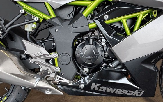 Neufahrzeug Kawasaki Ninja 125 - Bild 8