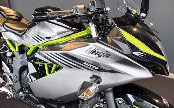 Neufahrzeug Kawasaki Ninja 125 - Bild 9