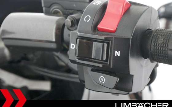 Gebrauchtmotorrad Honda DN-01 - Bild 17