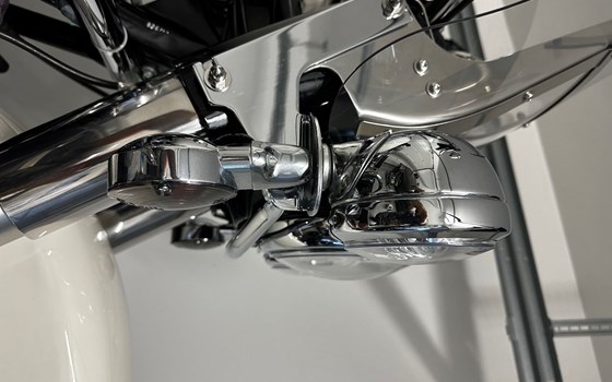 Gebrauchtmotorrad Harley-Davidson Road King Police FLHP - Bild 4