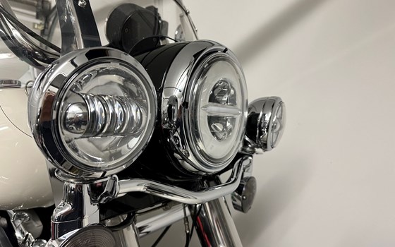 Gebrauchtmotorrad Harley-Davidson Road King Police FLHP - Bild 9