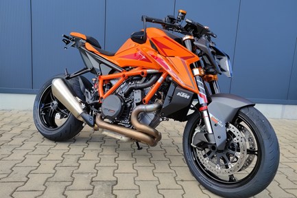 KTM 1390 Super Duke R