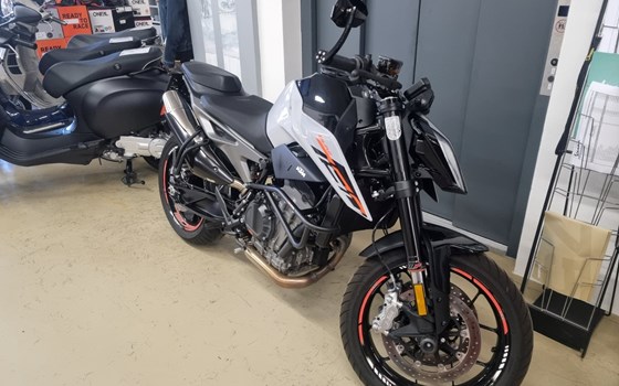 Gebrauchtmotorrad KTM 790 Duke L - Bild 2