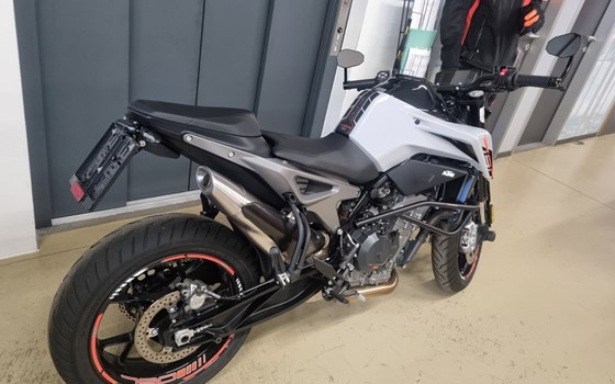 Gebrauchtmotorrad KTM 790 Duke L - Bild 4