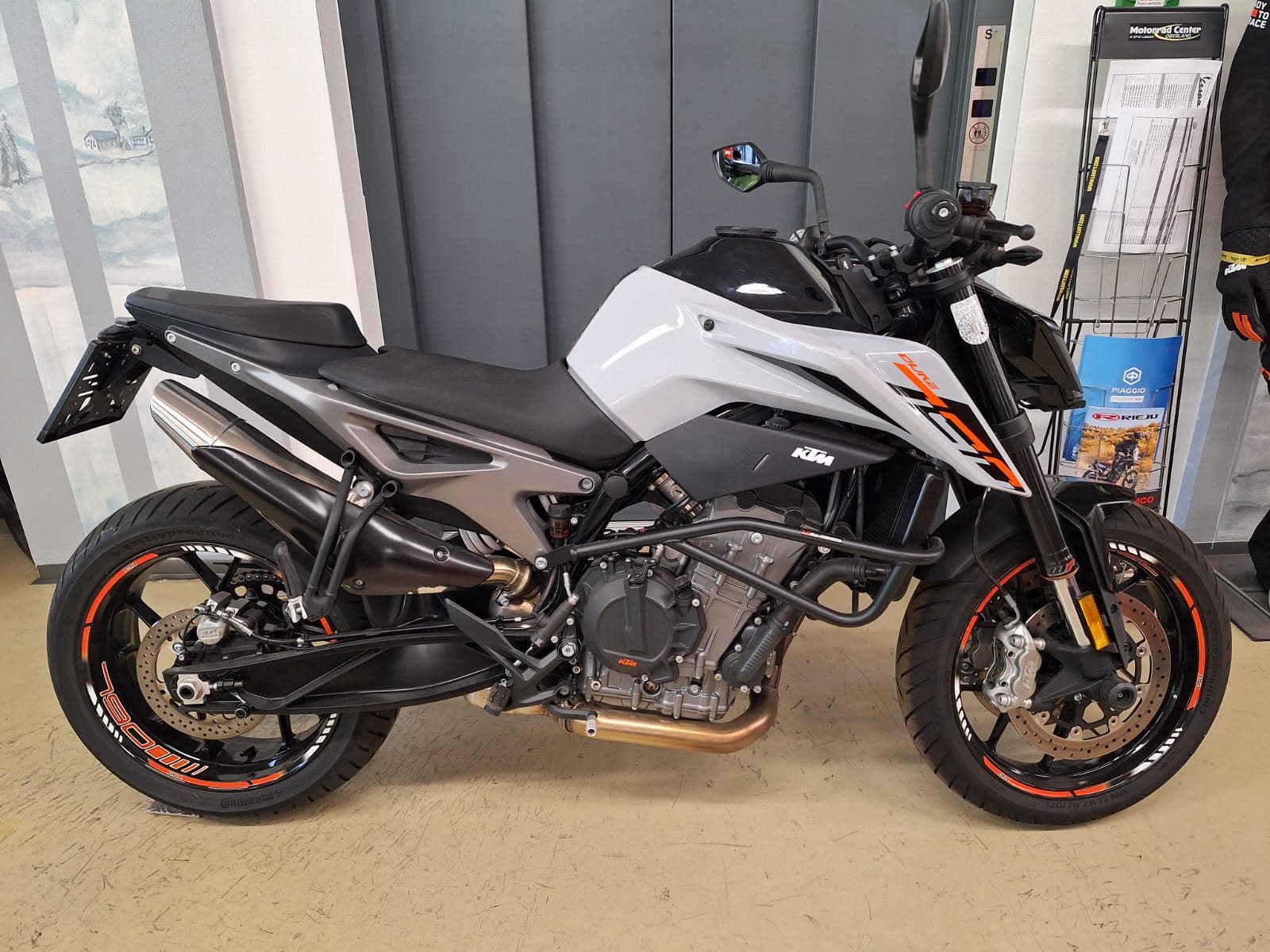 KTM 790 Duke L 