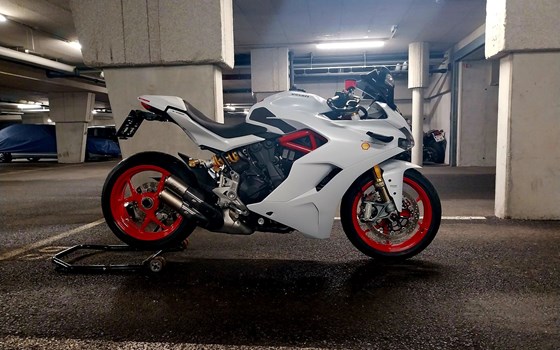 Gebrauchtmotorrad Ducati SuperSport S - Bild 1