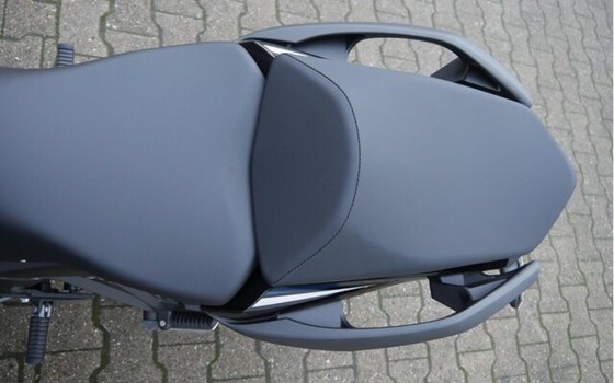 Neufahrzeug Kawasaki Ninja 1100SX SE - Bild 19