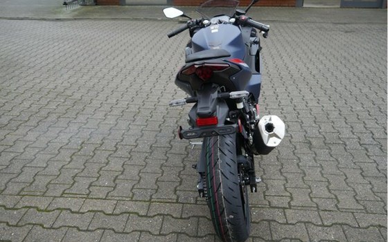 Neufahrzeug Kawasaki Ninja 500 SE - Bild 9