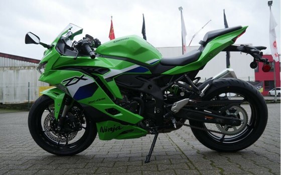 Neufahrzeug Kawasaki Ninja ZX-4RR - Bild 18