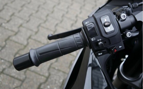 Neufahrzeug Kawasaki Ninja ZX-6R - Bild 15