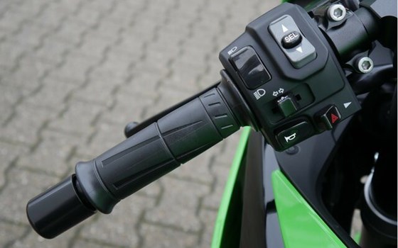 Neufahrzeug Kawasaki Ninja ZX-6R - Bild 14