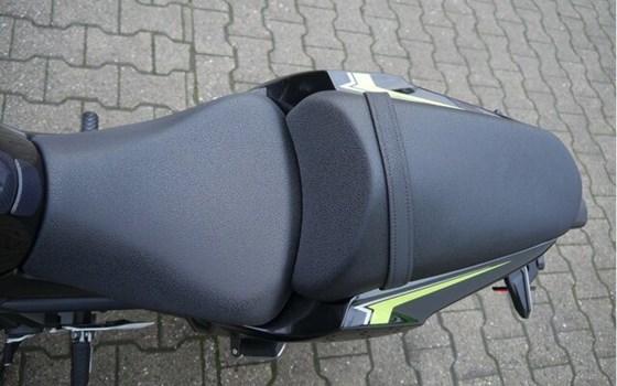 Gebrauchtmotorrad Kawasaki Z650 - Bild 18