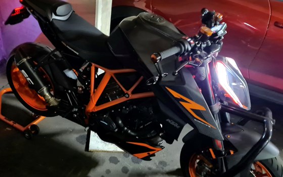 Gebrauchtmotorrad KTM 1290 Super Duke R - Bild 1